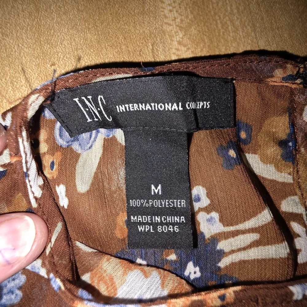 INC International Concepts Floral Blouse Medium #BL8 - Picture 5 of 8